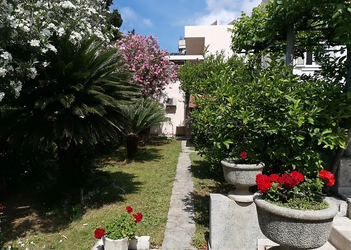 Apartments Maris Garden
