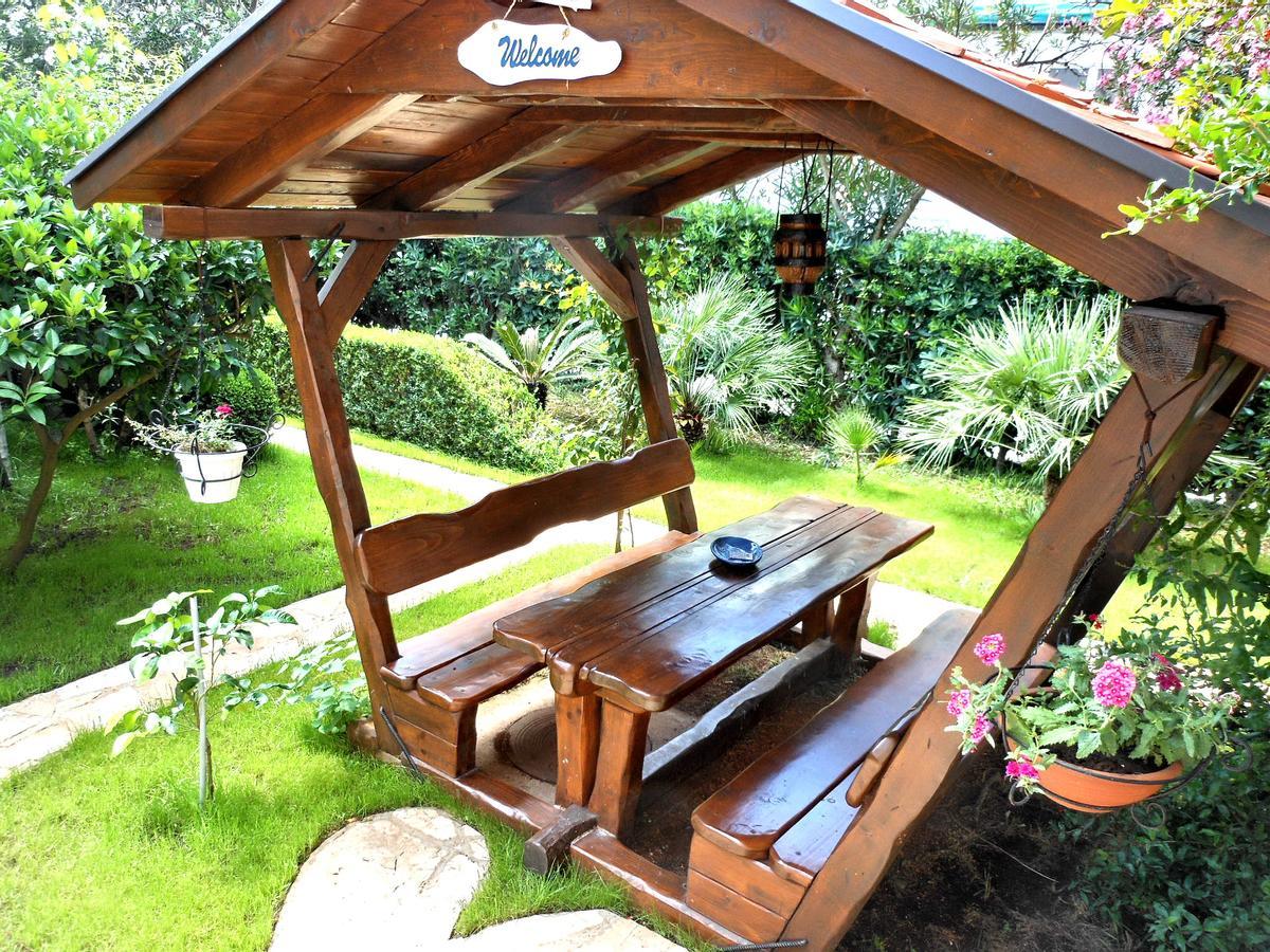 Maris Garden *